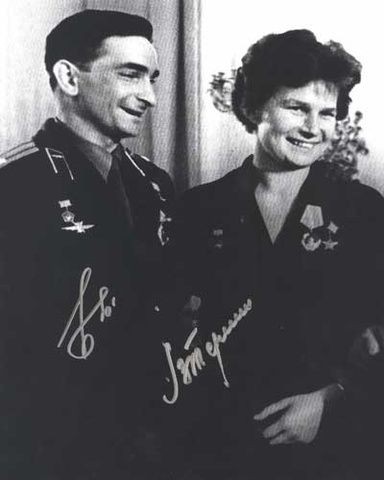 Valentina Tereshkova y Valery Bykovsky